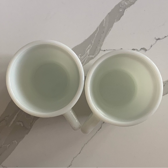 Brown pattern Pyrex Cups - Picture 8 of 9